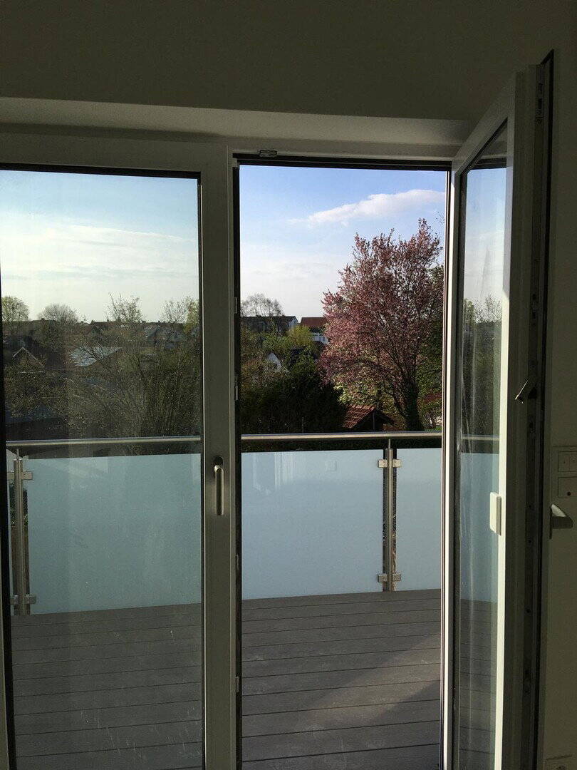Thumbnail-Erstbezug - traumhafte 3-Zi.-Wohnung mit gr. Westbalkon