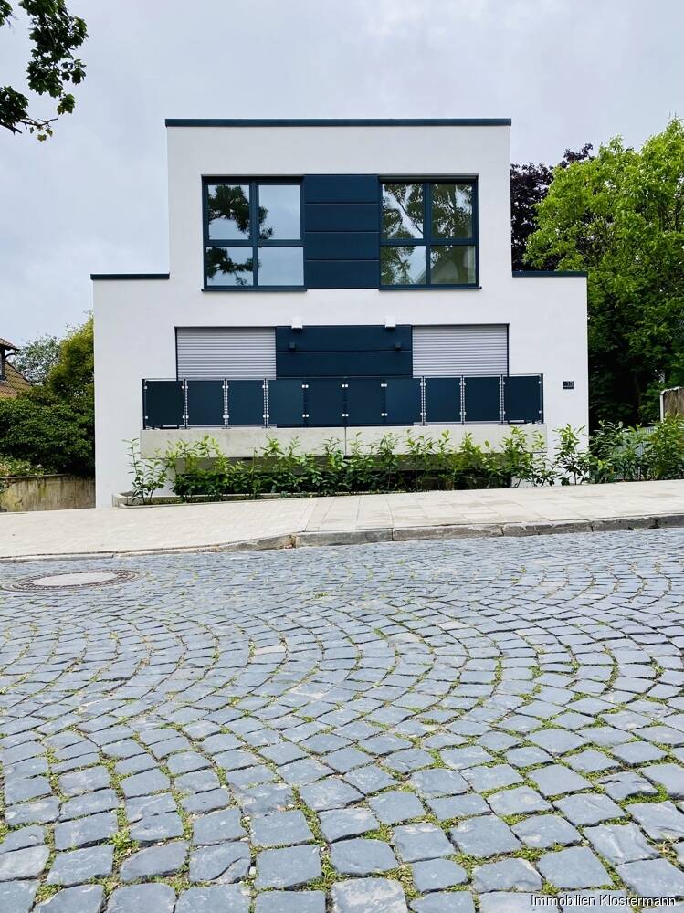 Thumbnail-Hochwertige und moderne 3-Zimmer-Wohnung mit großem Balkon