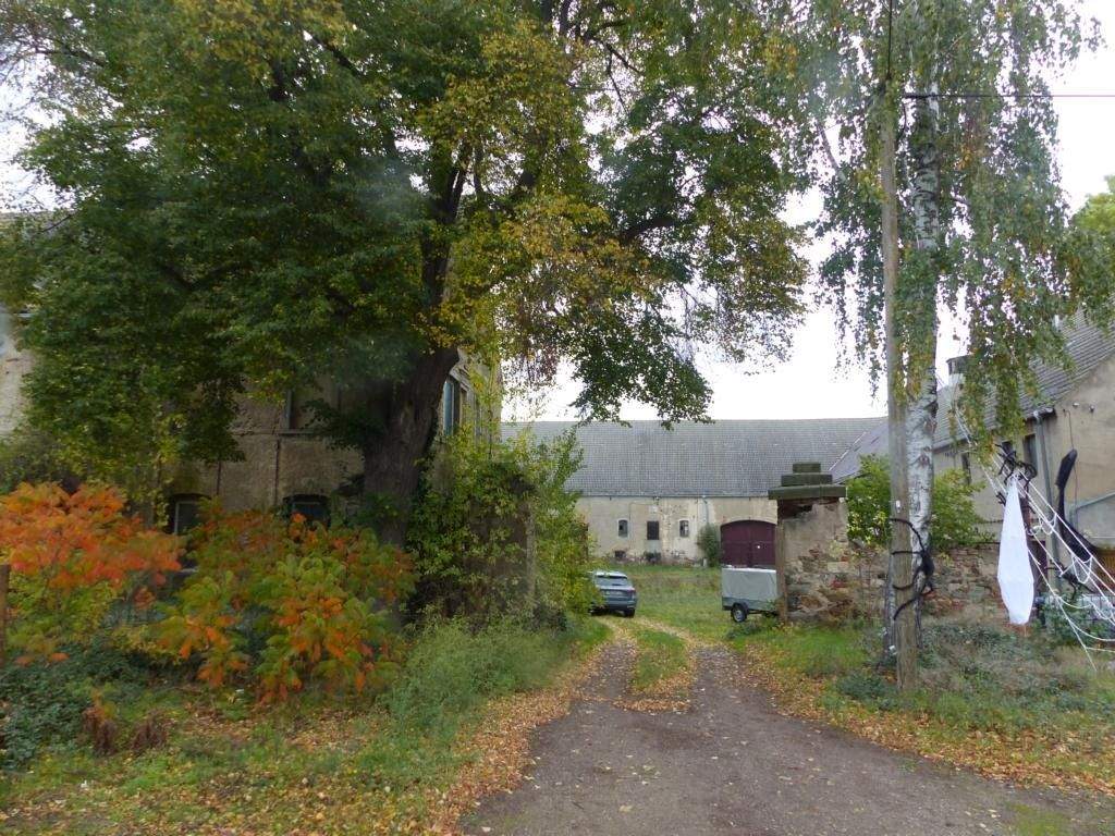 Thumbnail-Historischer 3 Seitenhof mit großen Grundstück (ca.18.250 m²) bei Strehla zu verkaufen