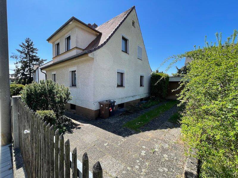 Thumbnail-Kleines Haus - Großes Grundstück