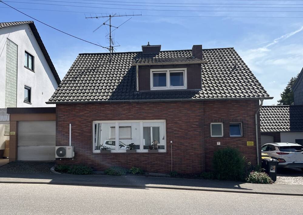 Straßenansicht 