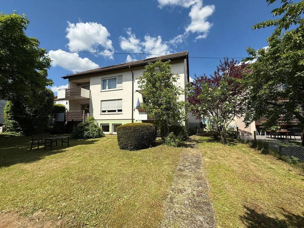 Thumbnail-Freistehendes Mehrfamilienhaus in Leonberg