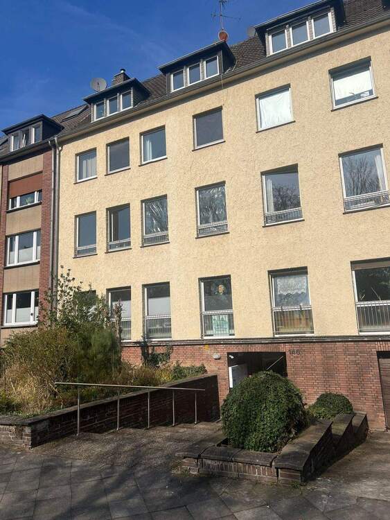 Thumbnail-NEUSS - KAISER-FRIEDRICH-STR. - SCHÖNE DREIZIMMERWOHNUNG IN TOPLAGE AM STADTGARTEN