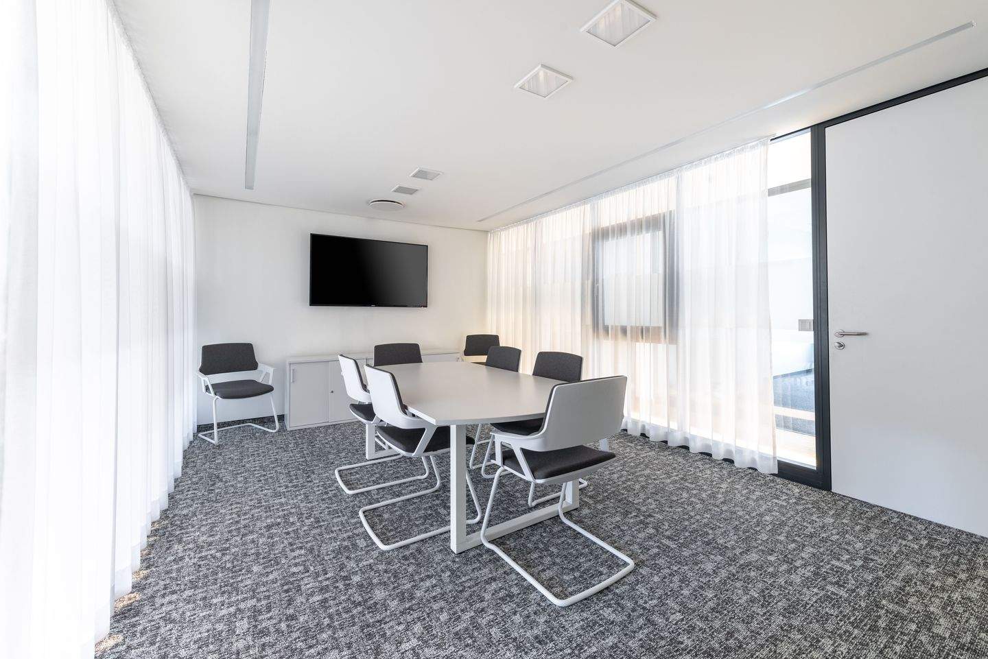 Thumbnail-Privater Büroraum für 4 Person in Regus Campus Park