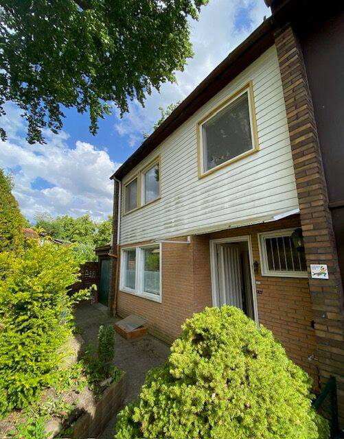 Thumbnail-Finnen-Reihenendhaus mit Garagenanbau bezugsfrei von privat!