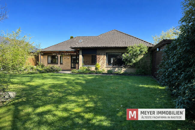 Thumbnail-Bungalow auf Traumgrundstück in ruhiger und zentrumsnaher Lage von Bad Zwischenahn (Obj.-Nr.: 6606)