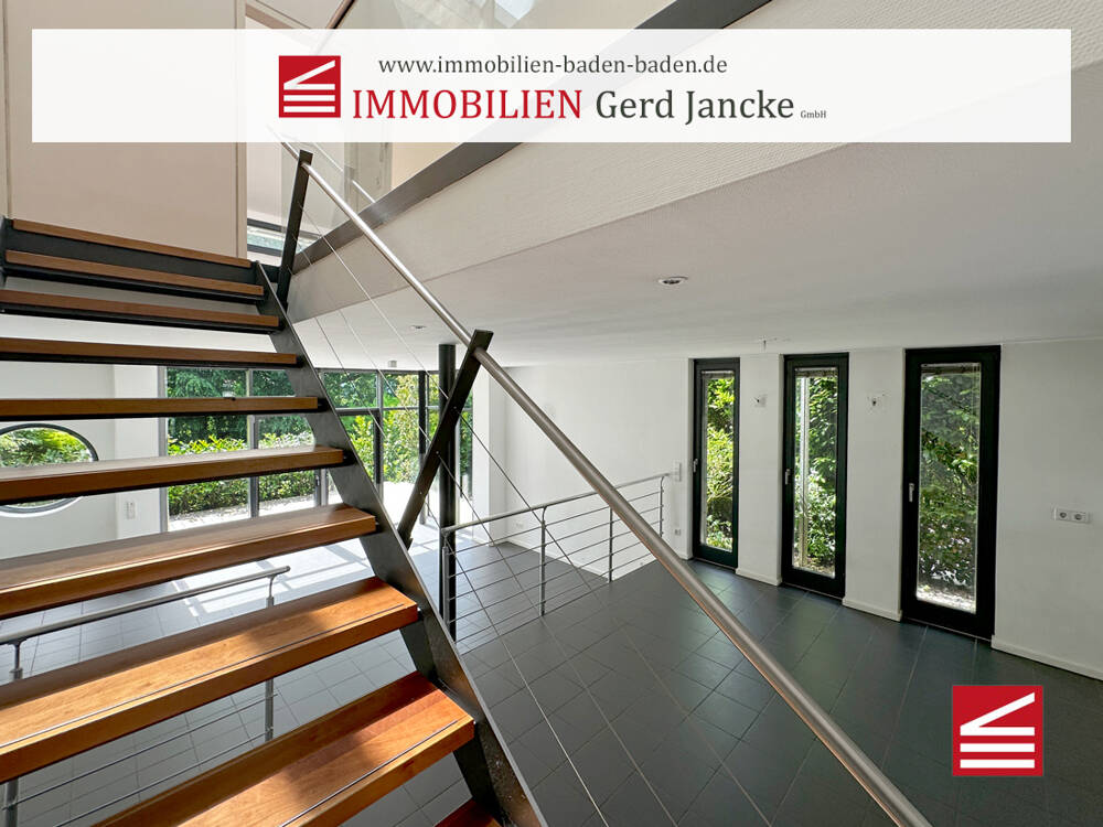 Thumbnail-Architektonisch reizvolles Einfamilienhaus in begehrter Höhenlage von Baden-Baden