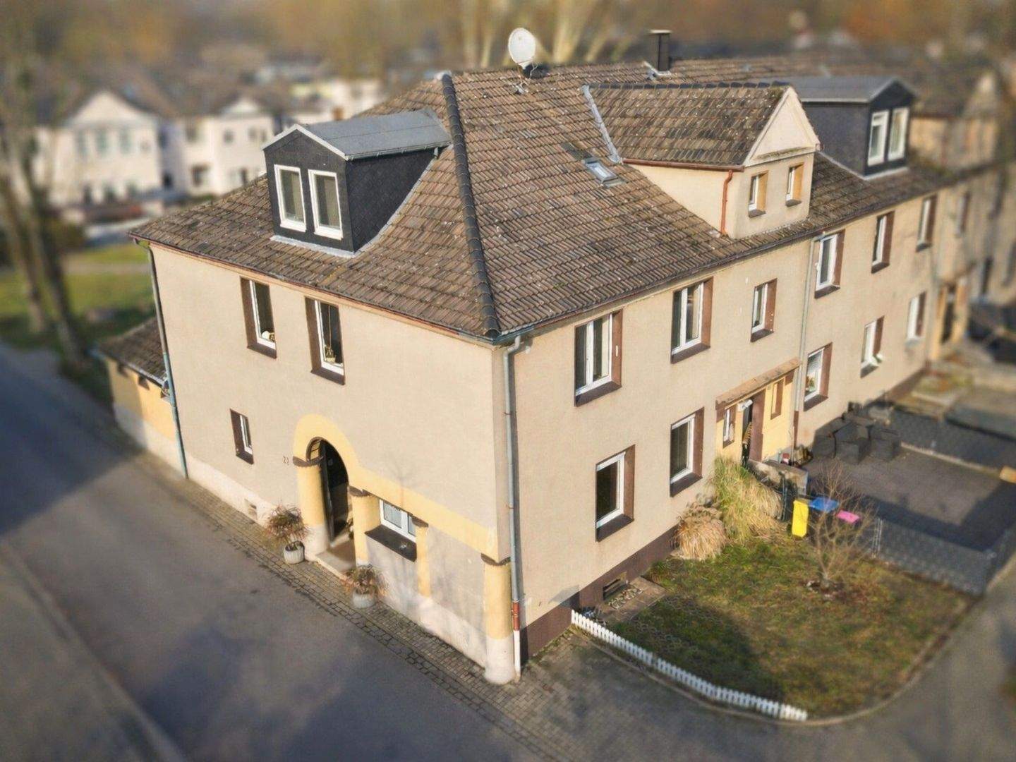 Thumbnail-Großzügiges Endhaus mit ca. 200 m² Wohnfläche und Garten - viel Platz für Familie & Ideen