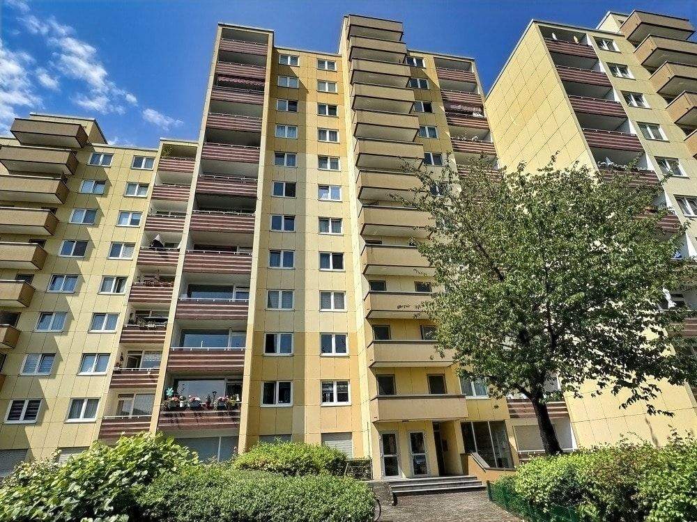 Thumbnail-2-Zimmerwohnung mit Weitblick in attraktiver Stadtlage