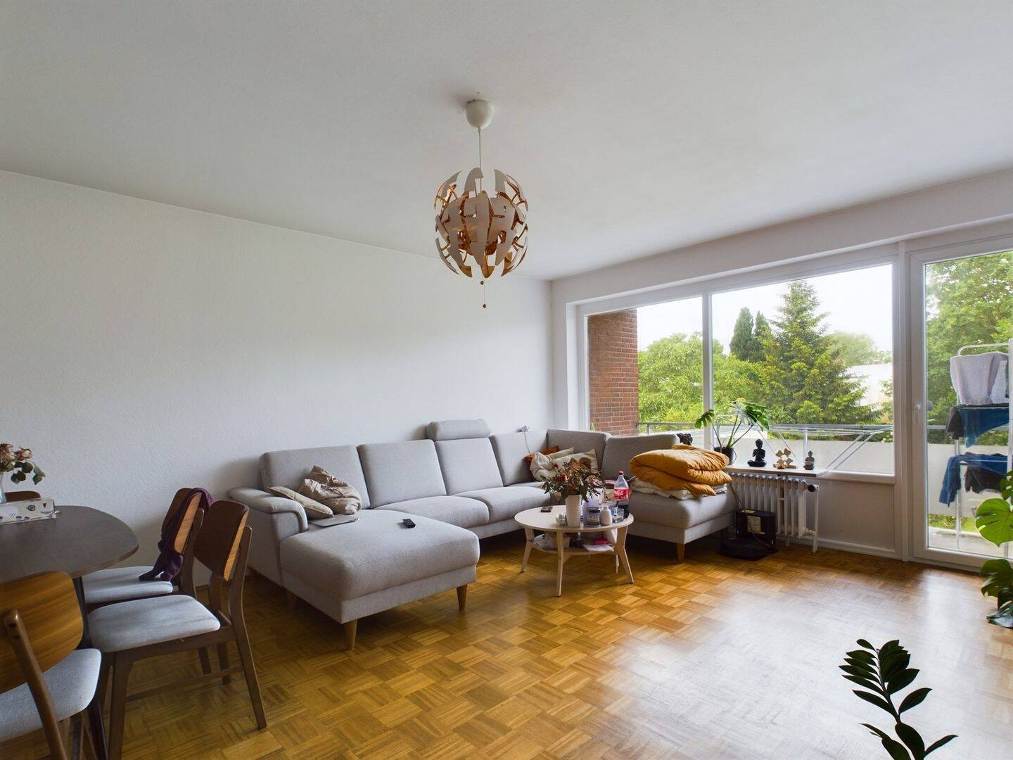 Thumbnail-Gut vermietete 3 Zimmer Wohnung - Süd-Balkon - Gartennutzung Dusche & Badewanne - mit Tiefgarage