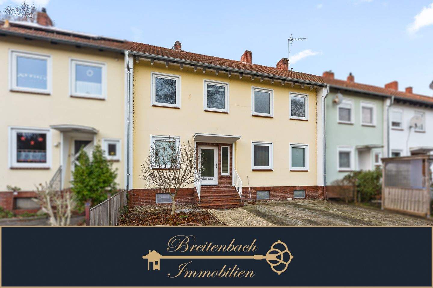 Thumbnail-Reihenhaus mit zwei Wohnungen und großem Potenzial