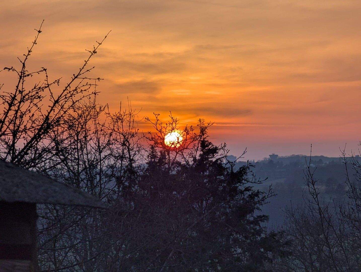 Thumbnail-Ihr neues Zuhause an dem der Sonnenuntergang zum schönsten Moment des Tages wird