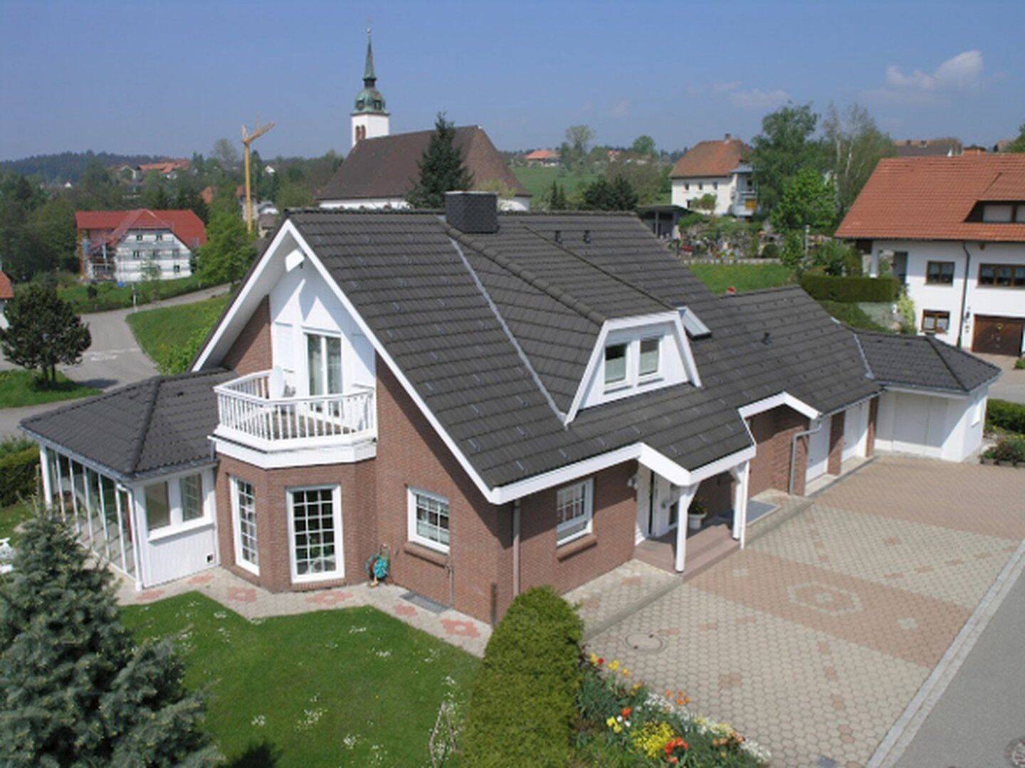 Thumbnail-EFH mit Einliegerwohnung