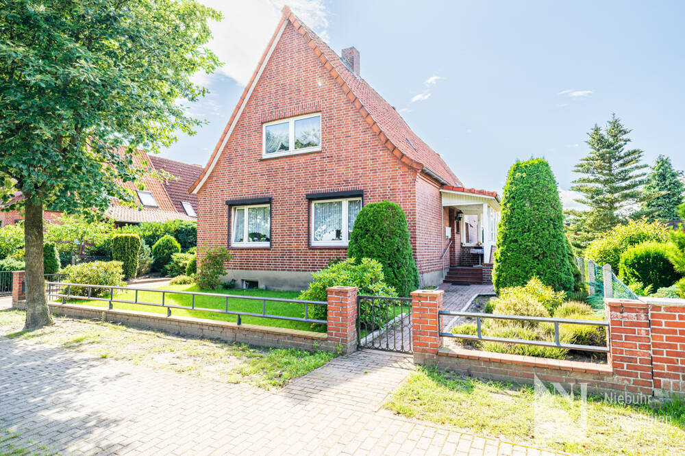 Straßenansicht