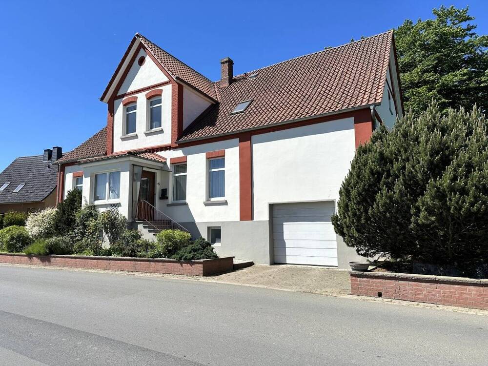 Thumbnail-Gepflegtes Ein- bis Zweifamilienhaus mit weitläufigem Grundstück in Reinerbeck bei Aerzen