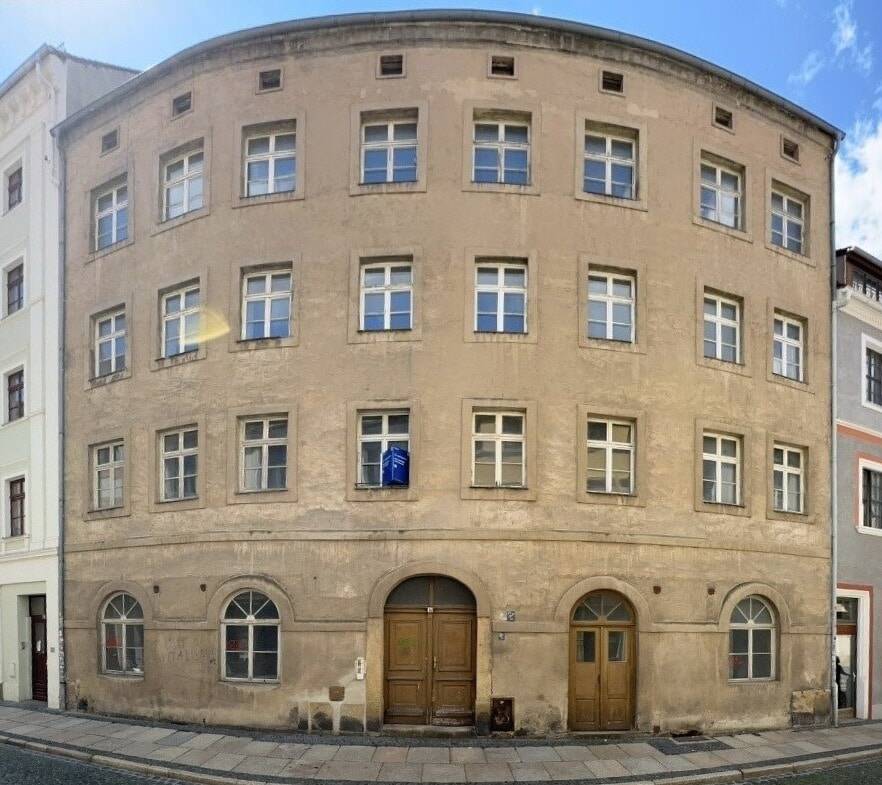 Straßenansicht