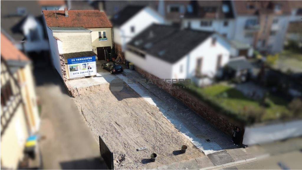 Thumbnail-Gelegenheit: Einfamilienhaus mit zusätzlichem Bauplatz in Feudenheim