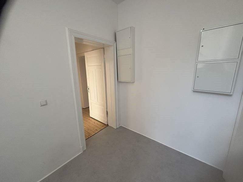 Thumbnail-Altbauwohnung im 1. OG, Erstbezug nach Renovierung in Duissern, leider ohne Balkon.