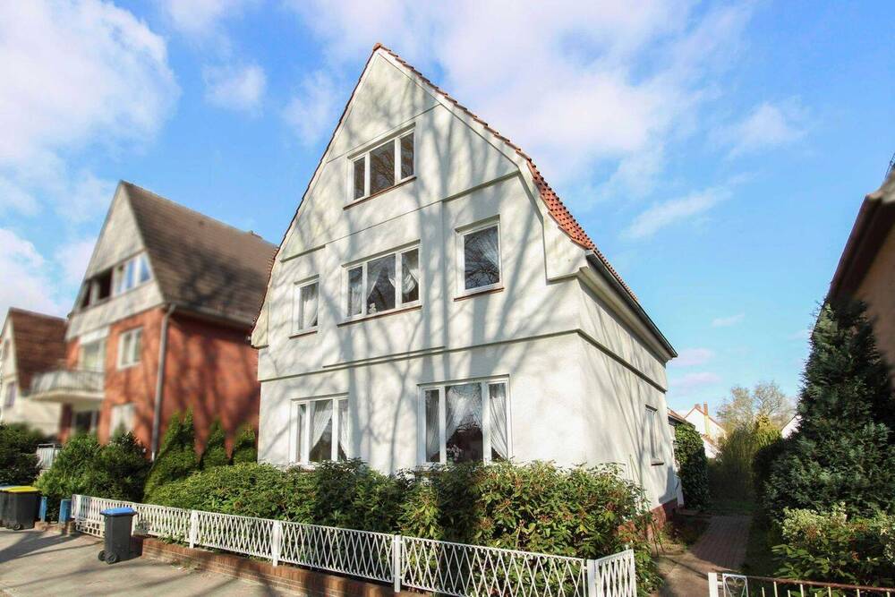Thumbnail-Willkommen im neuen Familienglück: Einfamilienhaus mit Garten und Garage in Bremen