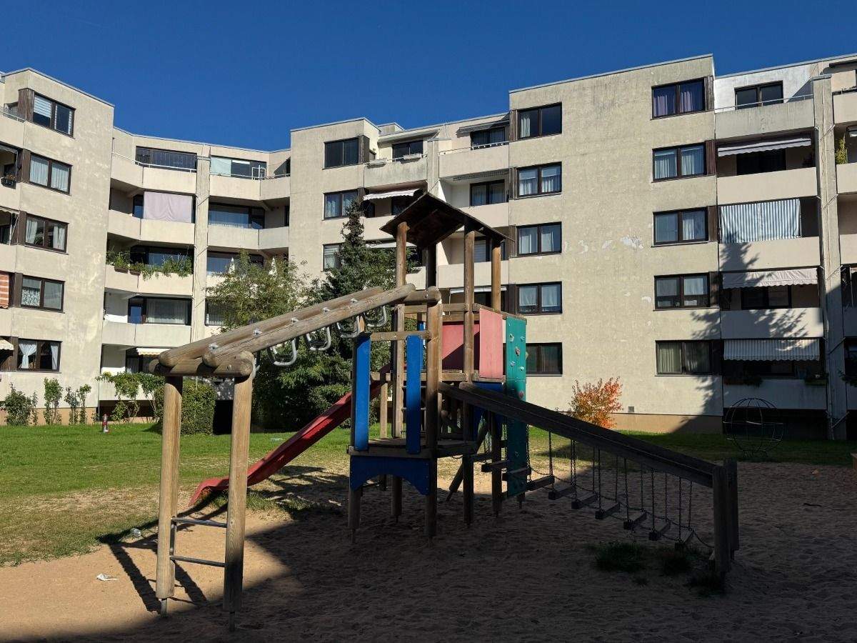 Thumbnail-Über den Dächern Ansbachs wohnen und sofort einziehen. 3-Zimmer-Wohnung mit Aufzug und Stellplatz