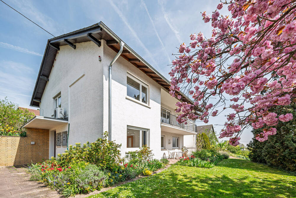 Thumbnail-Freiraum pur! - Wohnen wie im großen Bungalow plus 3-Zimmer-Einliegerbereich und grandiosem Garten