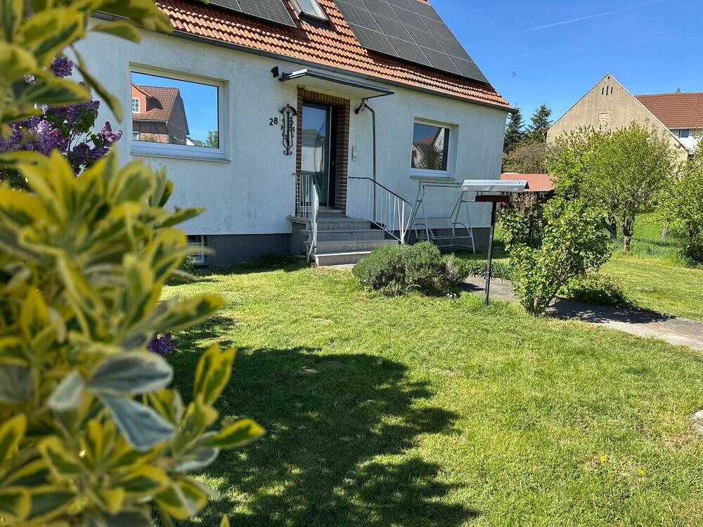 Thumbnail-SOLIDES EINFAMILIENHAUS IN ORTSLAGE! KEINE KÄUFERPROVISION!