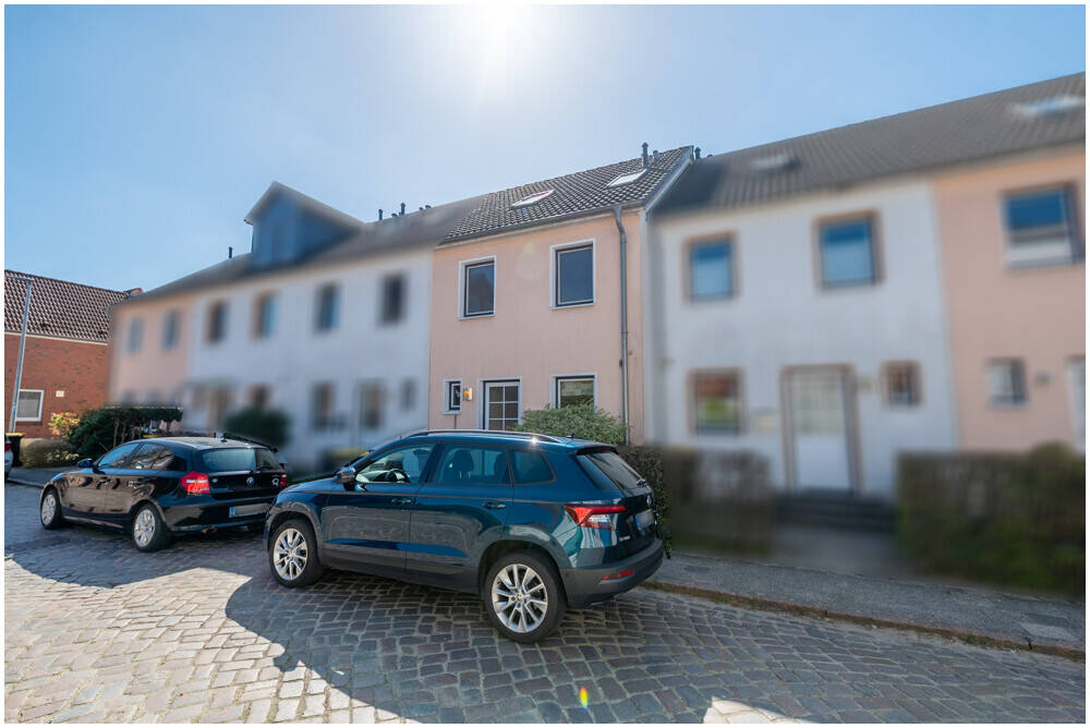 Thumbnail-Großzügiges Mittelreihenhaus in Innenstadtlage