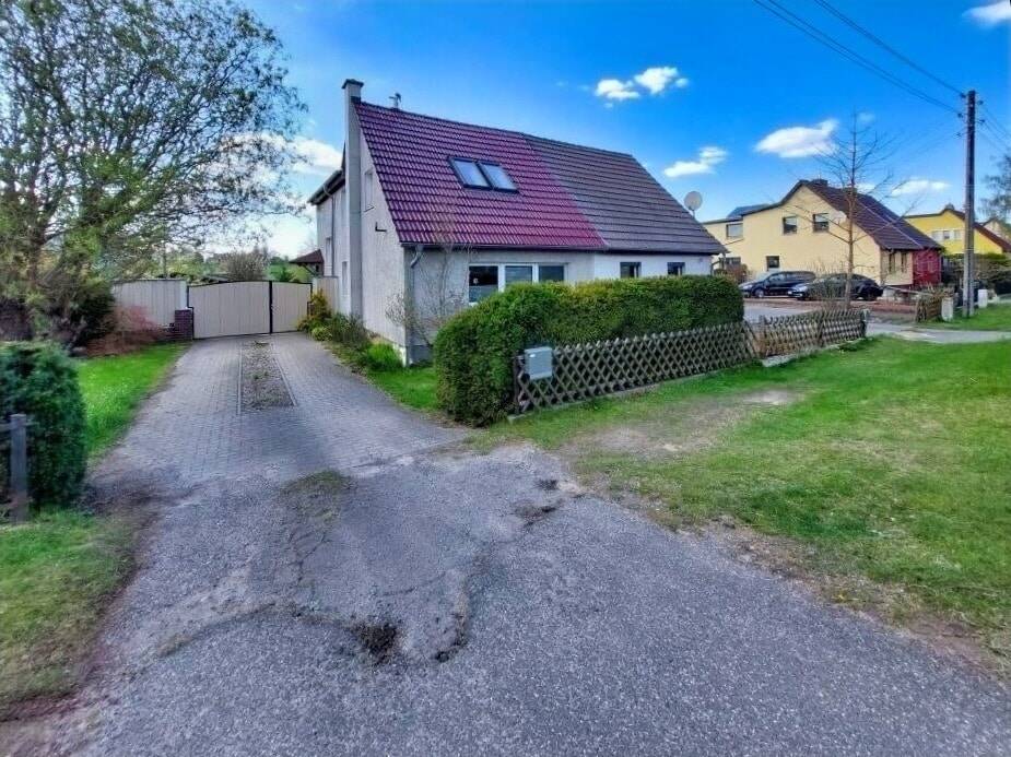 Thumbnail-Ein Zuhause mit Herz - Charmante Doppelhaushälfte in Lebus mit traumhaftem Garten und weitem Feldblick