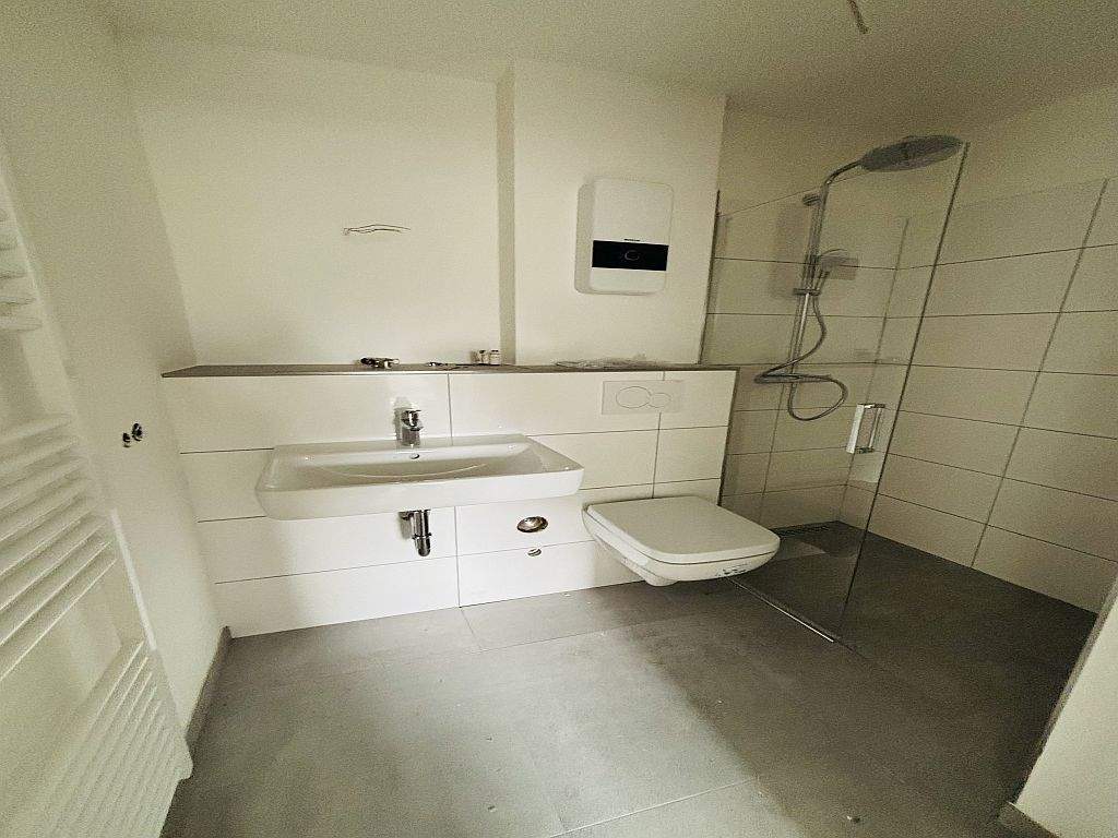 Thumbnail-Die Herbstsonne geniessen: Super sonnige 3 Zi. ETW mit gr. Balkon - hochwertig saniert !