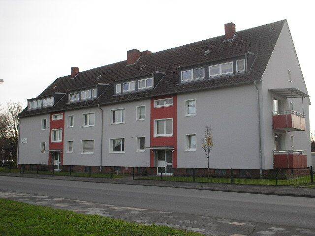 Thumbnail-2,5 Zimmer-Wohnung im Dachgeschoss (ohne Balkon)