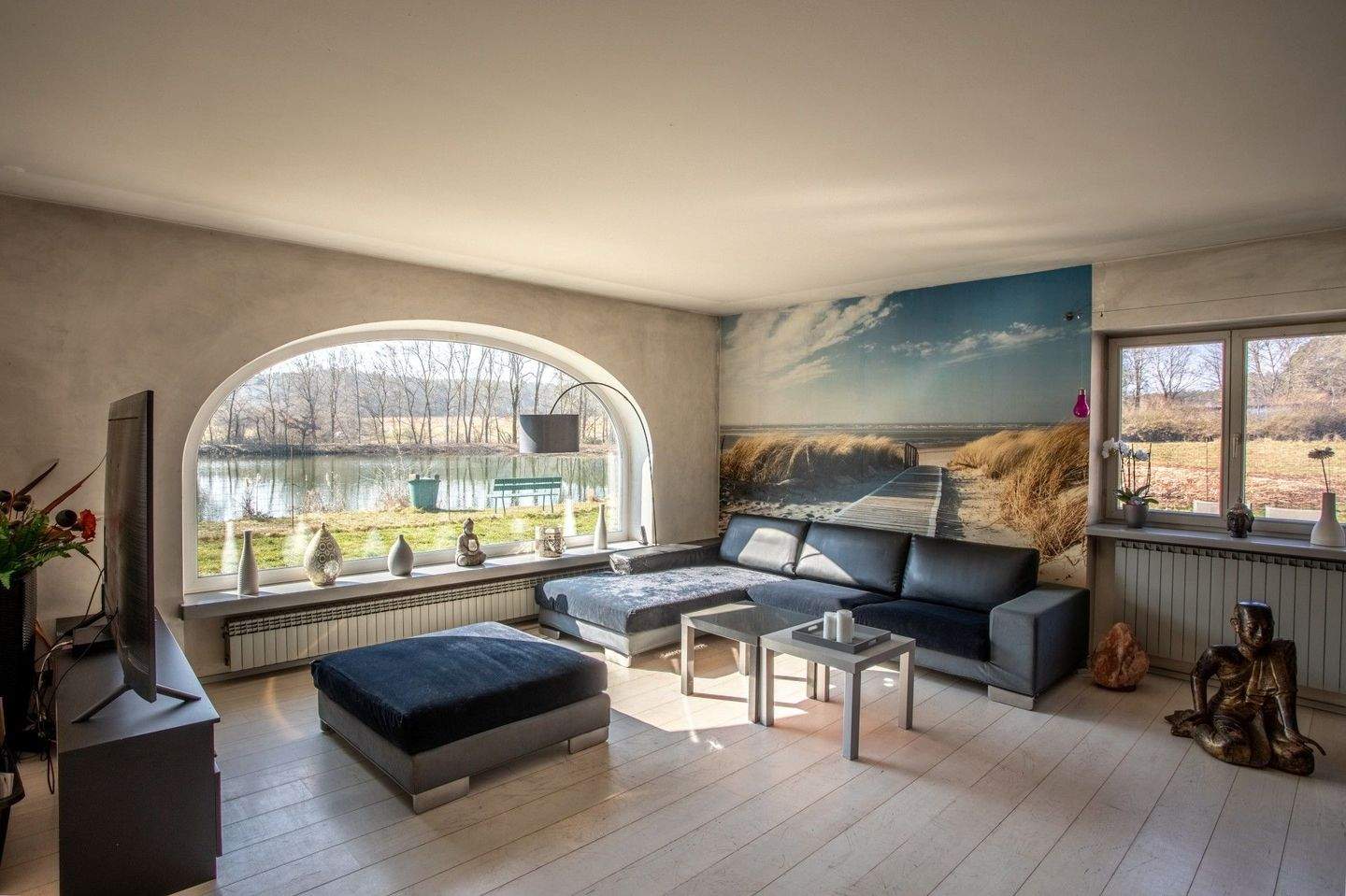 Thumbnail-Das Haus am See – wo Wohnen und Ferien eins werden.