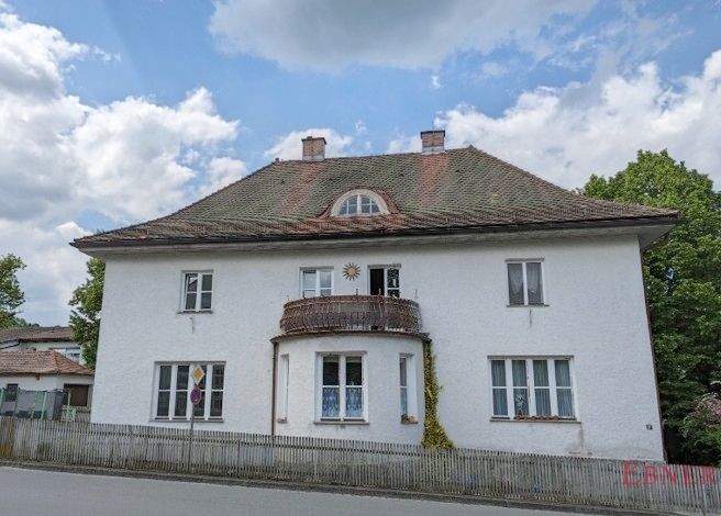 Thumbnail-Wohnhaus nähe Stadtzentrum Viechtach