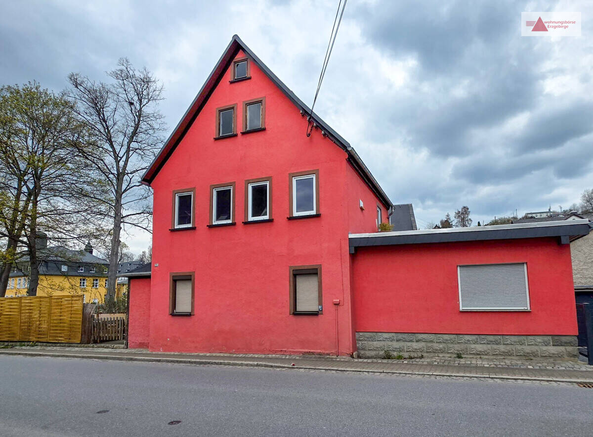 Thumbnail-Klein, aber mit viel Potential - Einfamilienhaus zentraler Lage von Raschau