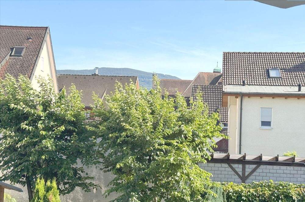 Thumbnail-ZENTRALES, RUHIGES, MODERNES WOHNEN IN KIRCHZARTEN - MIT HERRLICHEM BLICK AUF DIE BERGE mit Balkon, barrierefreiem Zugang und Tiefgaragen-Stellplatz