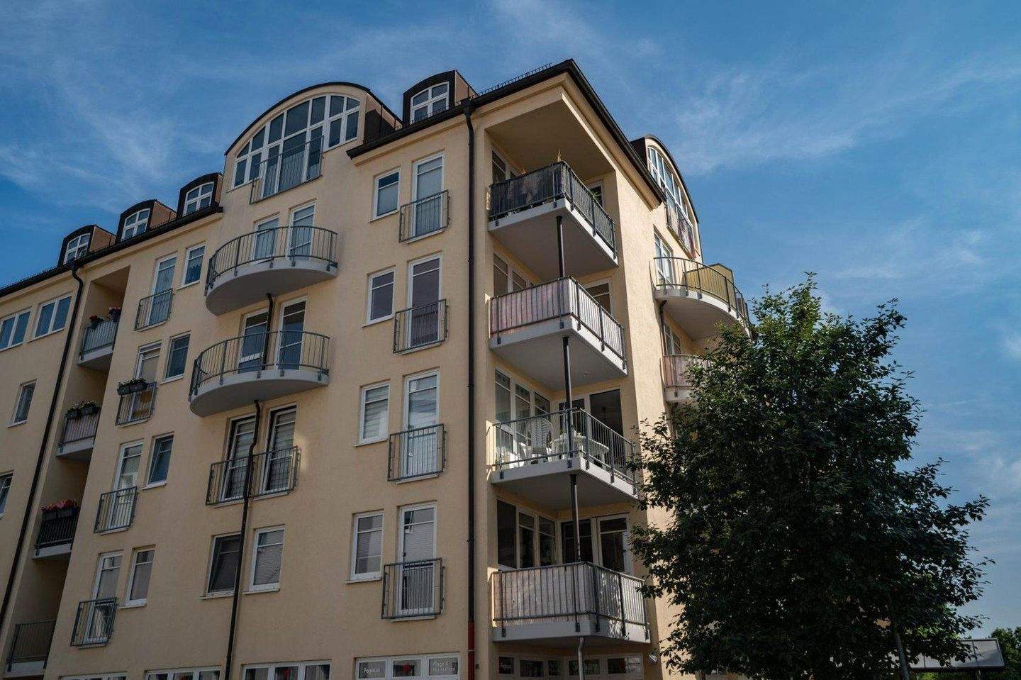 Thumbnail-bezugsfreie 3-Zimmer-Wohnung & TG-Stellplatz