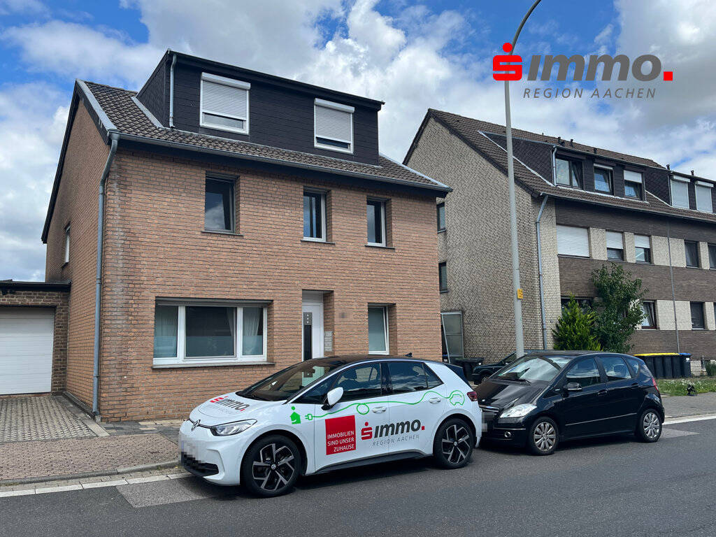 Thumbnail-Modernisiertes 3- Familienhaus mit Garage am Fuße des Broichbachtals