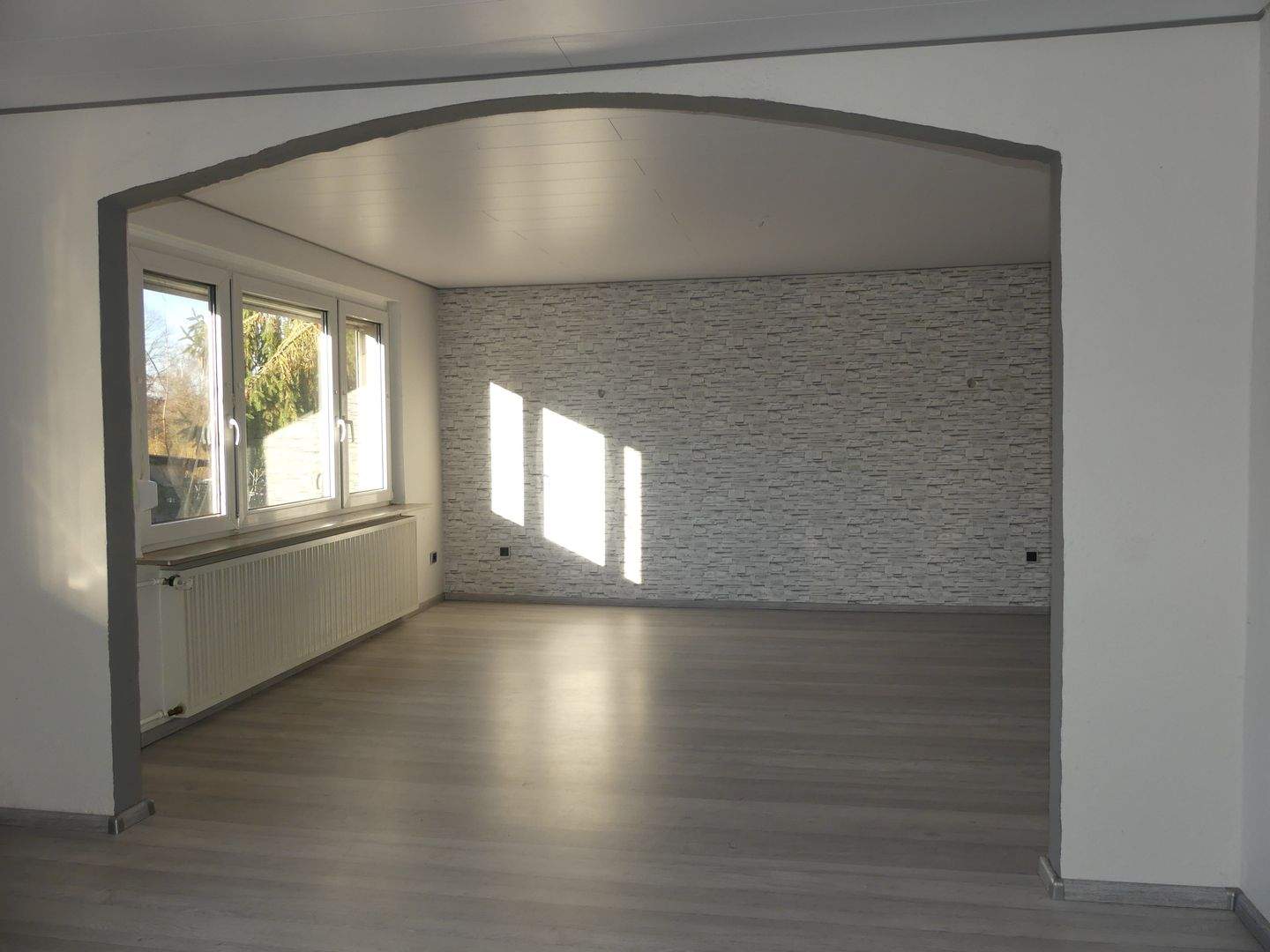 Thumbnail-Großes Einfamilienhaus in Espenau-Hohenkirchen zu verkaufen!