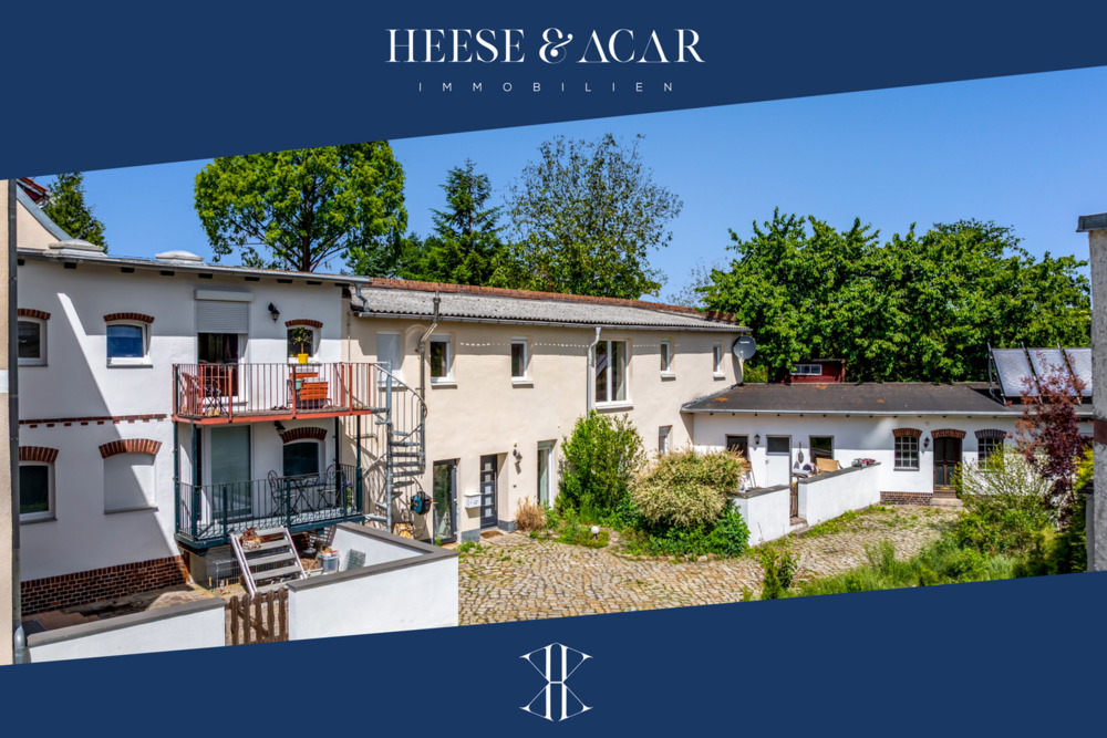 Thumbnail-Gepflegtes Mehrfamilienhaus mit 3 Wohneinheiten & ausbaufähiger Remise zu Soll-Faktor 15!