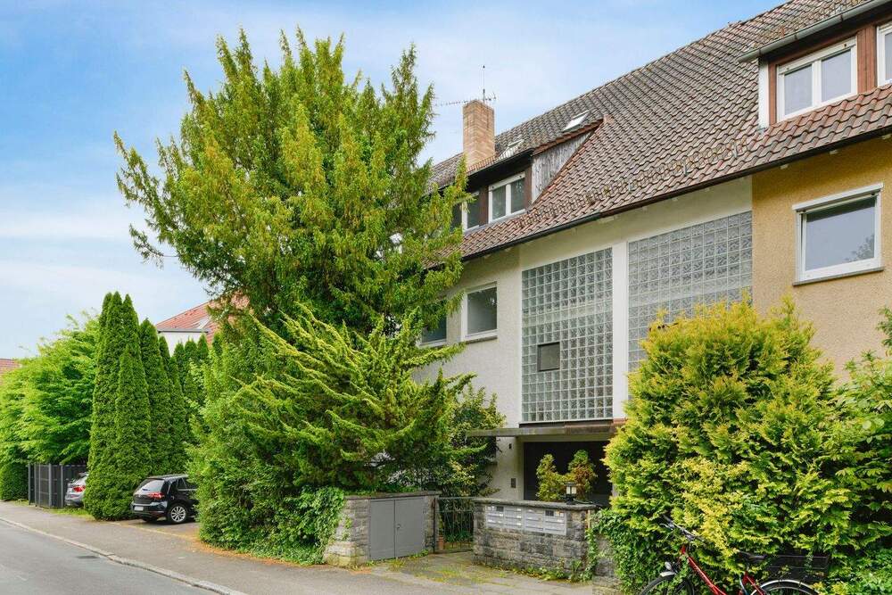 Thumbnail-Reserviert: 3-Familienhaus mit schönem Grundstück