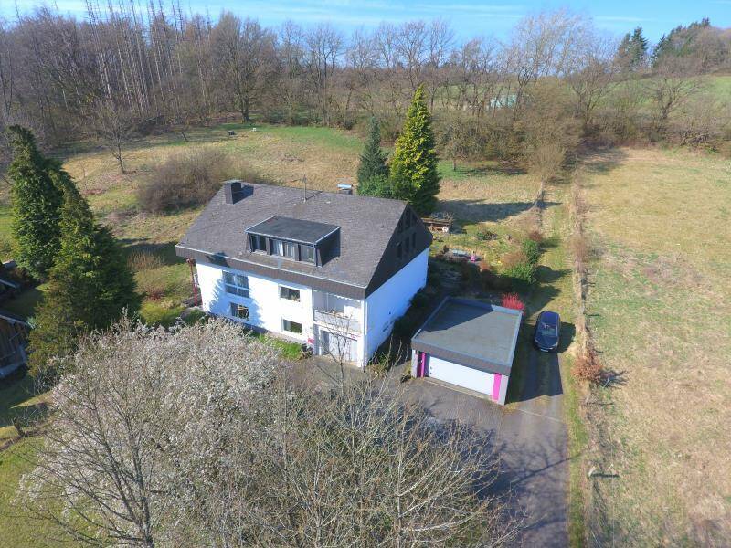 Thumbnail-Ruhig, familienfreundlich und naturverbunden! Zweifamilienhaus in Ortsrandlage von Hergenroth