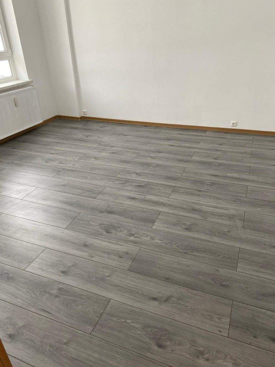Thumbnail-großzügige 4-Zimmer Wohnung mit Fenster in allen Räumen, Mietergarten, Dachbodenkammer