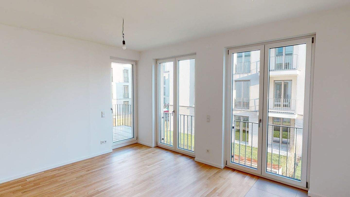 Thumbnail-Neuwertige 2-Zimmer-Wohnung mit Balkon im grünen Altglienicke – perfekte Lage für Arbeit in AdlershofBER