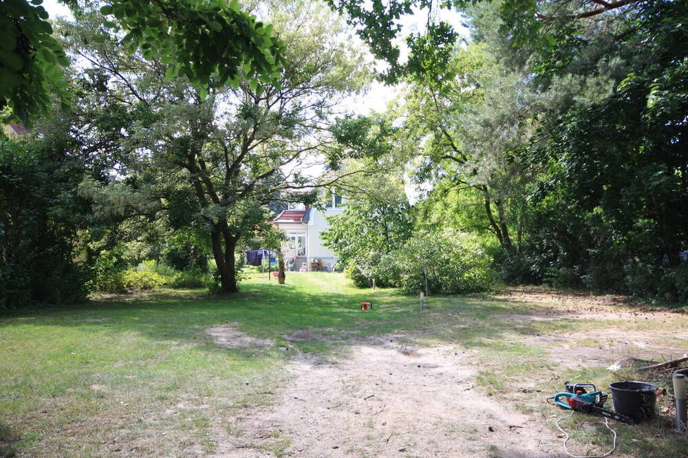 Thumbnail-Exklusives Villengrundstück in der Leinestraße - perfekte Südwest-Ausrichtung für sonnige Stunden