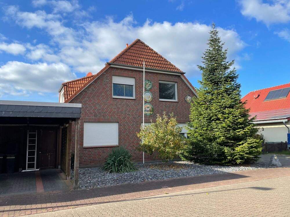 Thumbnail-Massiv viel Platz! Zweifamilienhaus in Neustadt – Suttorf