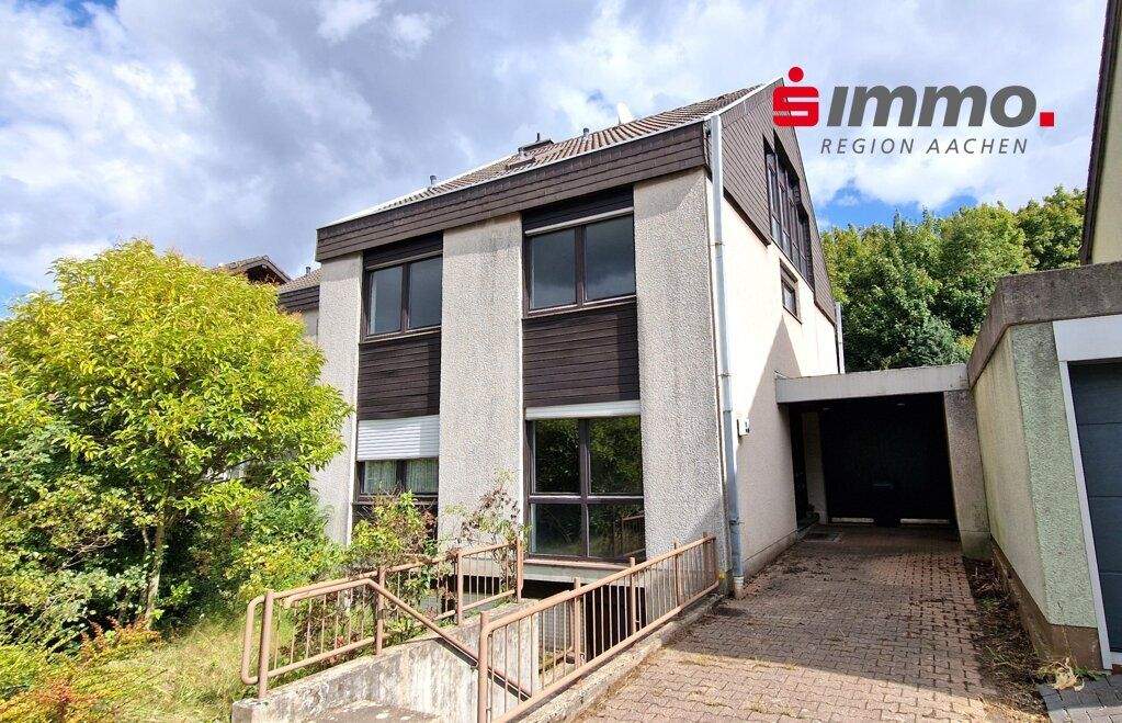 Thumbnail-Großes, modernisierungsbedürftiges Einfamilienhaus mit 5 Schlafzimmern und drei Bädern in Richterich