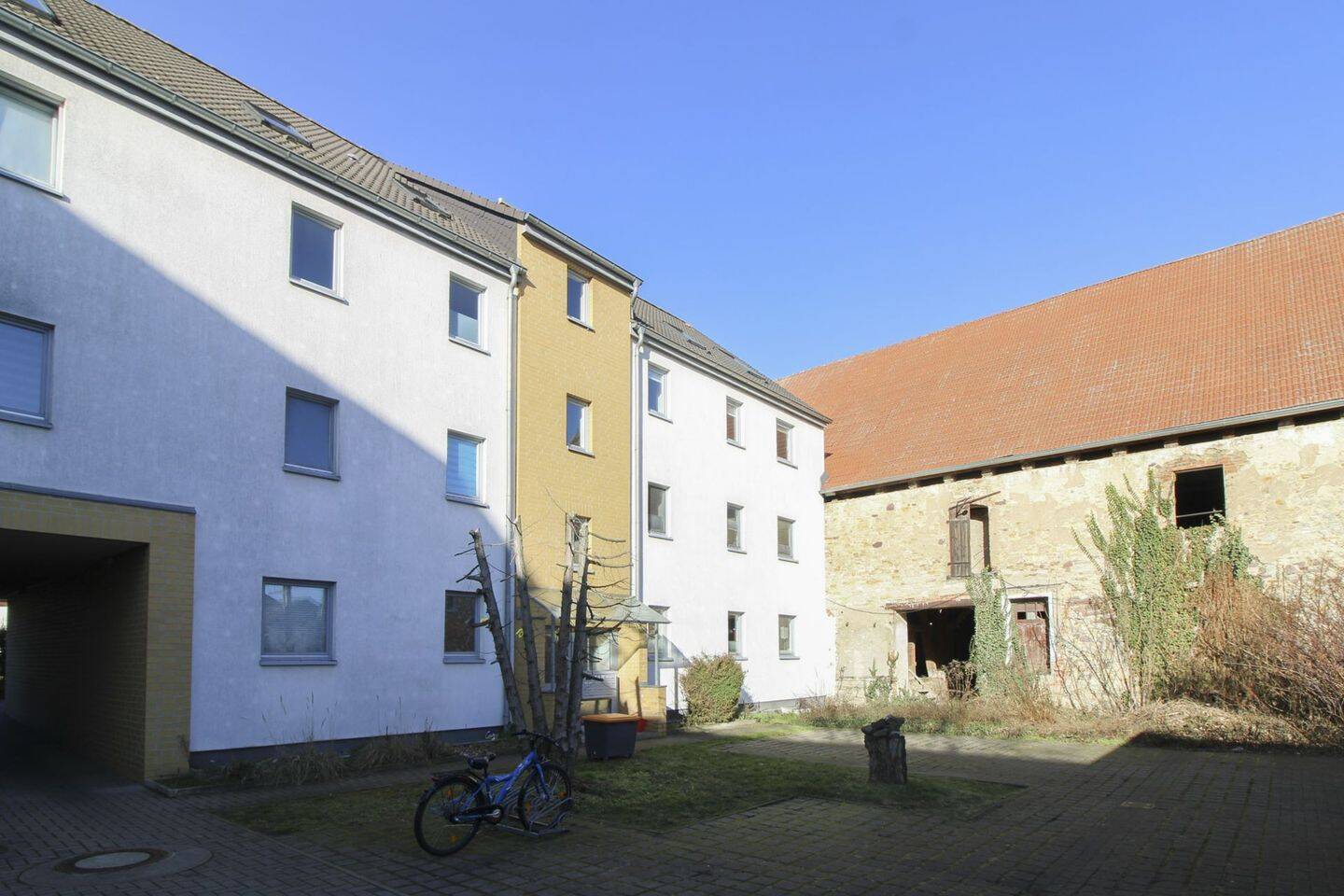 Thumbnail-Charmante Dachgeschosswohnung mit Balkon und Stellplatz