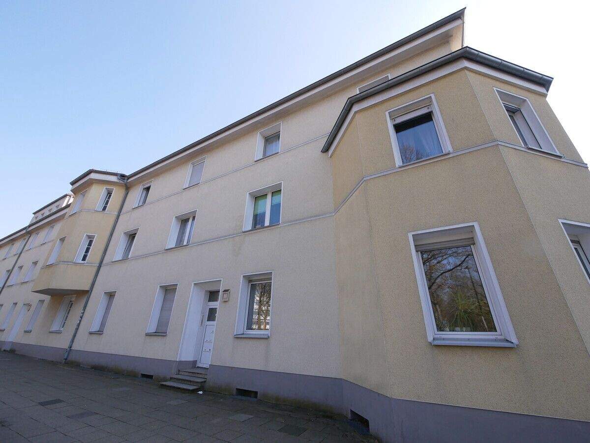 Thumbnail-Mitten in Gelsenkirchen - Buer: moderne 3,5 Zimmer-Wohnung mit eigenem Garten sucht Nachmieter