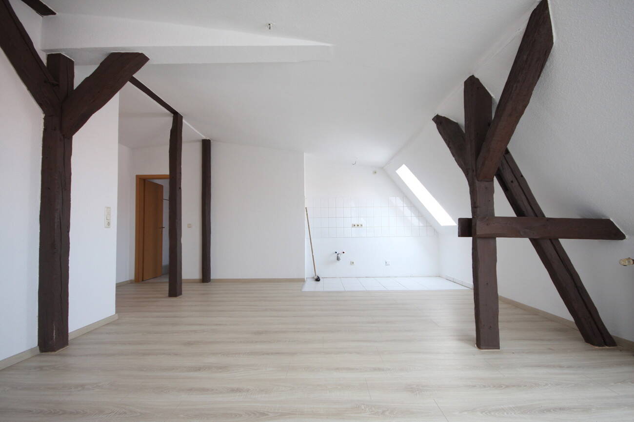 Thumbnail-Bezugsfreie 2-Zimmer-Dachgeschosswohnung im beliebten Jahnschulviertel