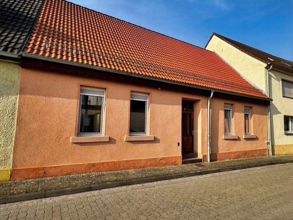 Thumbnail-Solides Häuschen mit Garten und Ausbaureserve !