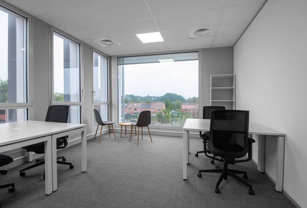 Thumbnail-Privater Büroraum für 3 Personen 15 sqm in Regus Ellipson